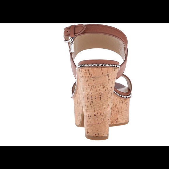 COACH - Picture 6 of 8